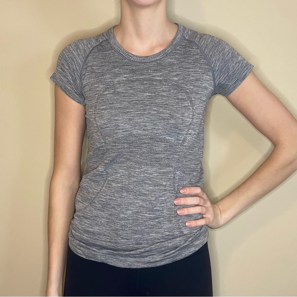 Lululemon workout t-shirt